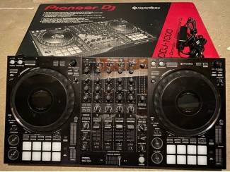 Dj-sets Pioneer DJ XDJ-RX3, Pioneer XDJ XZ, Pioneer DJ DDJ-REV7