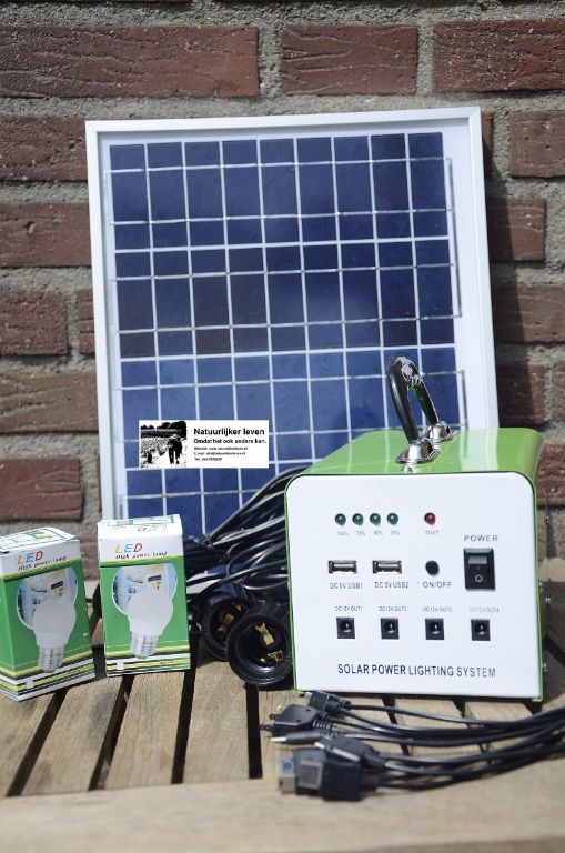 Draagbaar zonnesysteem van 30w inclusief accu